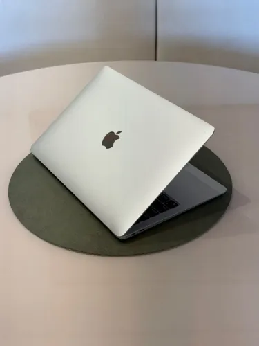 MacBook Air M1 (A2337) 8GB RAM | 512GB SSD