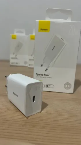 Fonte de carregamento rápido Baseus/Lacrada - Original e com garantiaa