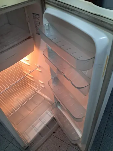 Vendo geladeira