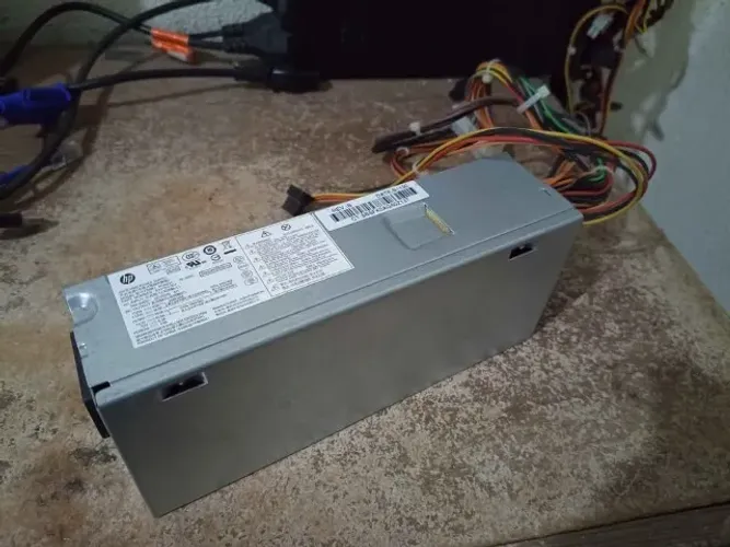 Fonte HP para Computador Gabinete Slim