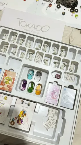 Tokaito Board game