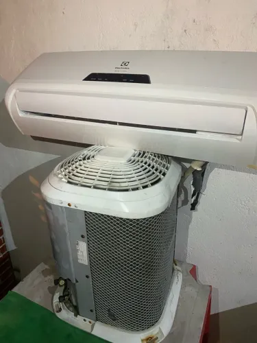 Ar condicionado Eletrolux de 9000 btus