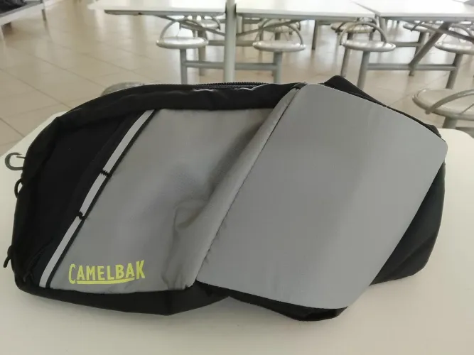 Cinta de hidratação camelbak