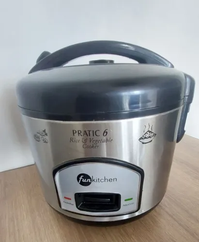 Panela elétrica Fun Kitchen Pratic 6 (Atenção leia as descrições)