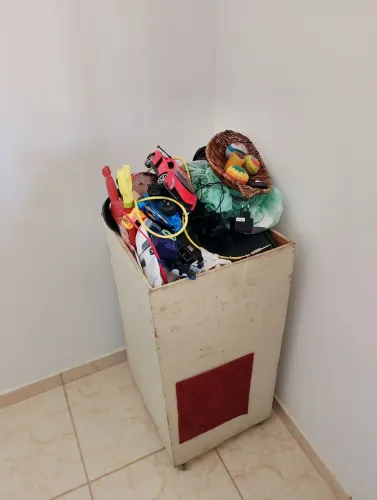 Baú Cheio de Brinquedos