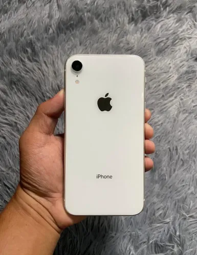 iPhone XR