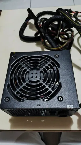 Fonte corsair vs 500 80 plus
