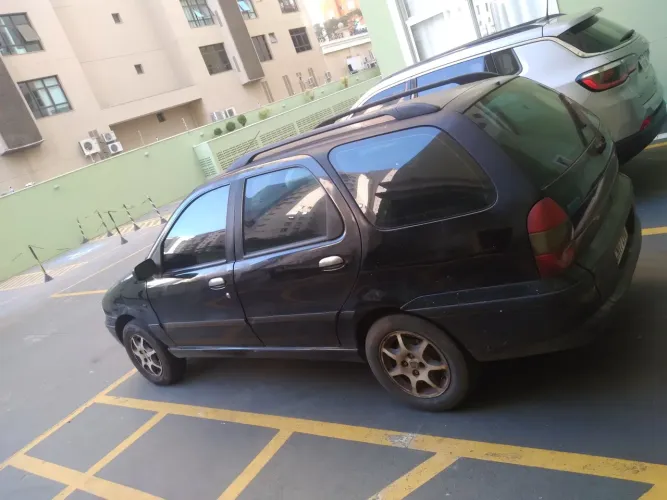 Fiat Palio Weekend Stile 1.6 MPI 16V 4P 2000
