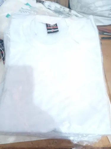 50 camisetas brancas tamanhos M e P