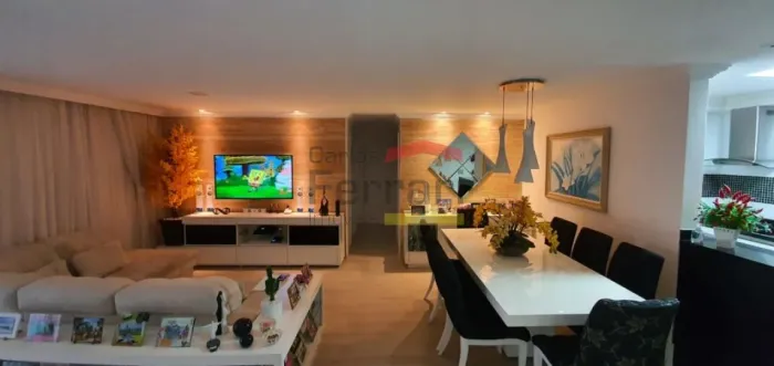 APARTAMENTO COM 03 DORMITÓRIOS, SENDO 01 SUÍTE, 02 VAGAS DE GARAGEM, VARANDA GOURMET