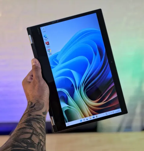 Notebook Tablet 2in1 Lenovo Yoga | i7 7500U | 8GB RAM | SSD 256GB | Tela Touch 14