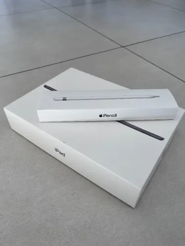 iPad (9a. geração) + Apple Pencil (1a. geração)