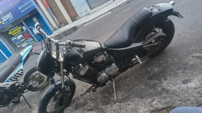 Shadow 600c (leia a descrição )
