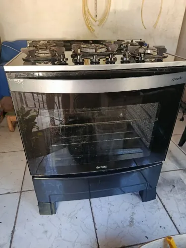 Fogão em ótimo estado. Faço entrega