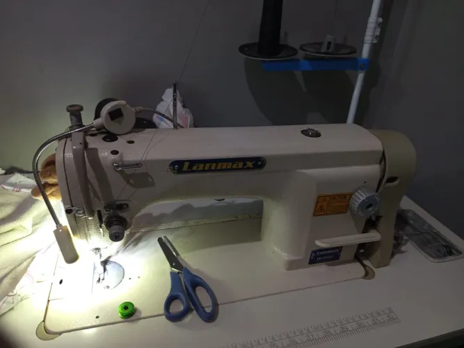 Máquina de costura industrial linha reta 
