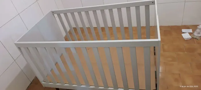 Berço/cama conservado 