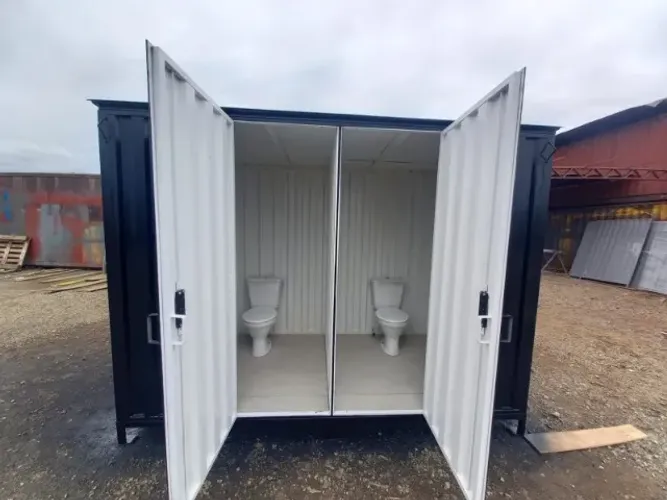 Banheiro de Container Desmontável Prático e Galvanizado
