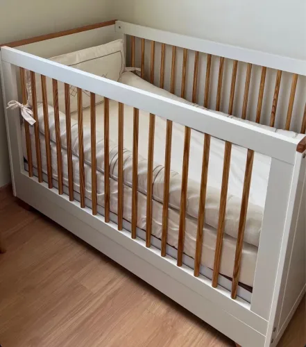 Berço Evolutivo 3 em 1 + colchão anti refluxo + kit berço 