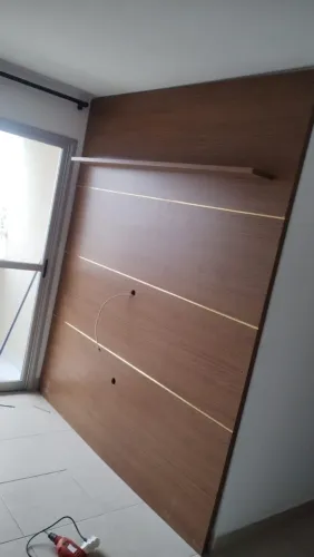 Painel completo piso teto até 75 polegadas