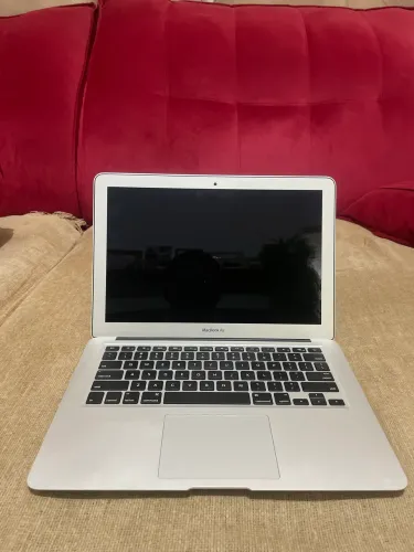MacBook Air 2017 - Excelente Estado