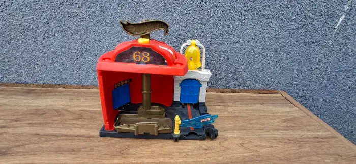 Pista de Bombeiros Hot Wheels