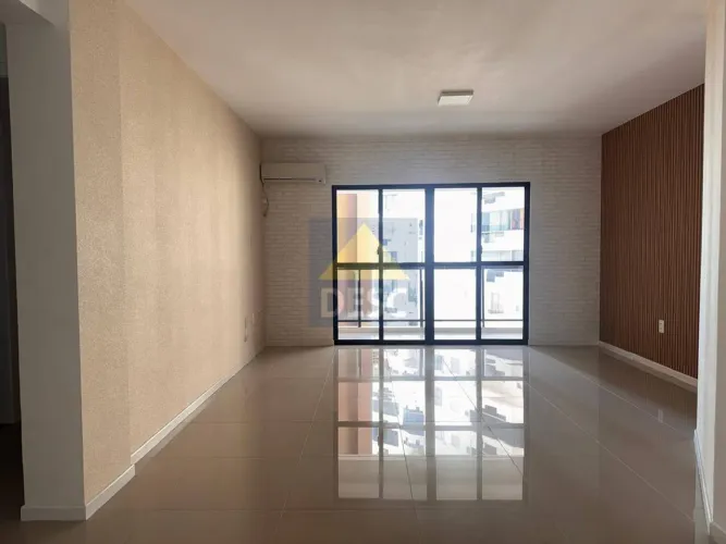 Apartamento para locação anual de 02 dormitórios (sendo 1 suíte), rua 3704 em Balneário Ca