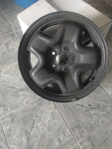 Roda de ferro para Fiat Toro ou Jeep Renegade.