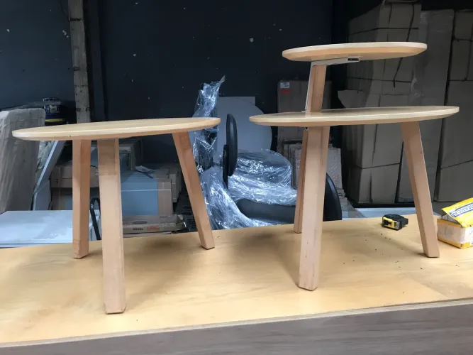 Mesa madeira de Lei