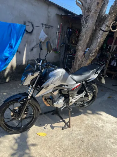 Vendo ou troco por MT 03 nova 