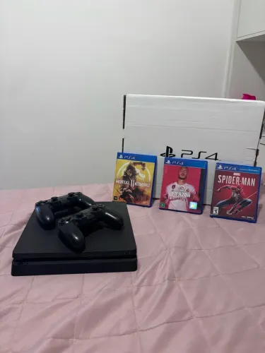PS4 Slim