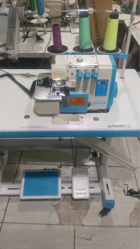 OVERLOCK DIRECT DRIVE LUMAK SEMINOVA