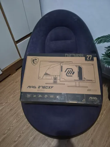 Monitor Msi Mag 27pol, painel rapid VA, full hd, 280 hz e tela curvada.