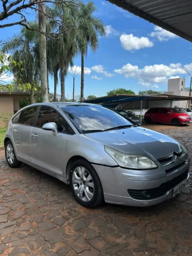 Citroen C4 GLX 2.0 Flex 16V 5P Aut. 2010