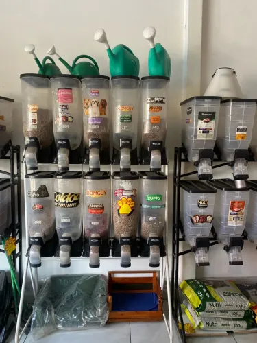 Dois Expositor de ração pet shop, 10 dispenser