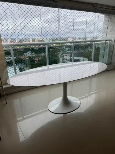 MESA DE PEDRA OVAL 8 LUGARES
