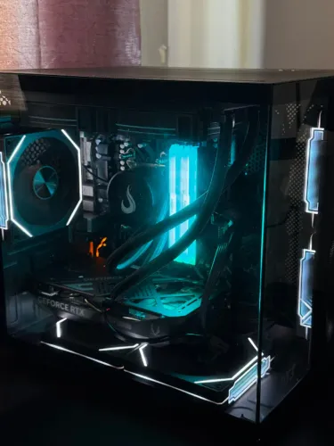 PC Gamer Potente: Ryzen 7 5700 + RTX 5060 8GB | 32GB RAM | Impecável