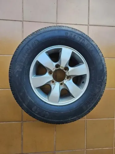 Estepe HILUX aro 16 - roda com pneu