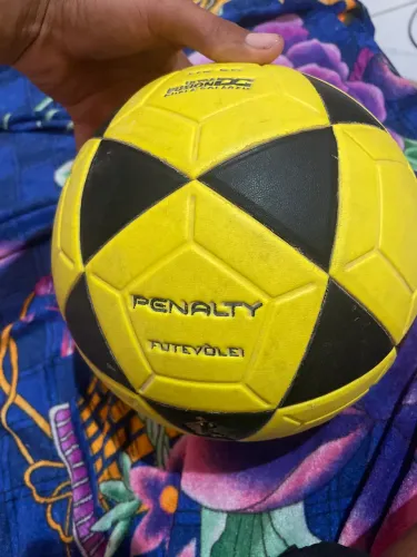 Bola de futvôlei 