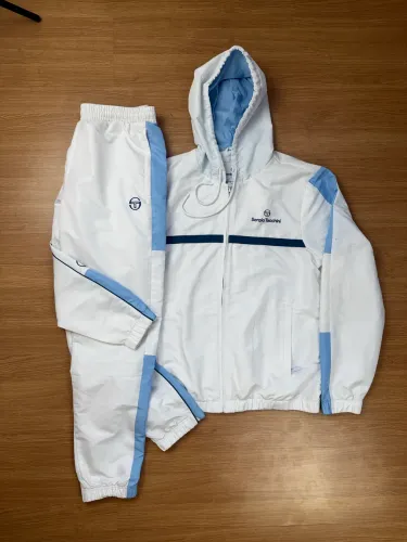 Conjunto Sergio Tacchini