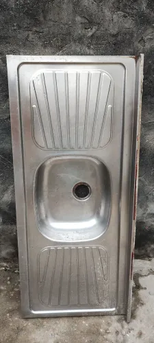 Pia de cozinha inox concretada 1.20cm.