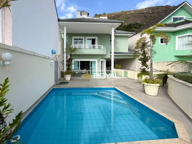 Casa com 3 suítes, 4 banheiros e 2 vagas, à venda , 228 m² - Taquara - Rio de Janeiro/RJ