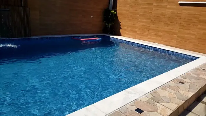 Casa para temporada em ponta de pedras