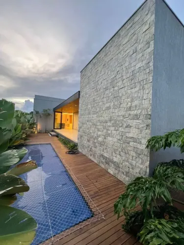 VENDO CASA NO CONDOMINIO GRAND TRIANON EM ANAPOLIS