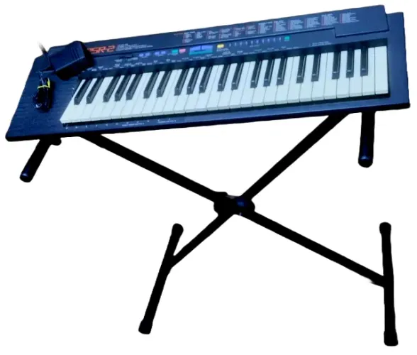 Teclado Yamaha PSR-2 Series Estudante 4/8 (Kit Fonte e Tripé Pedestal)
