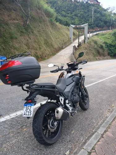 Moto nova segundo dono sem detalhes