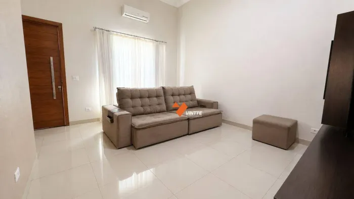 Casa com 3 dormitórios à venda, 243 m² por R$ 795.000,00 - Parque Residencial Carandá - Pr