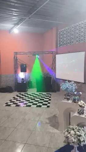 Aluga-se som (DJ ) telão buffet estação trenzinho vagas aberta atendo todos bairros 