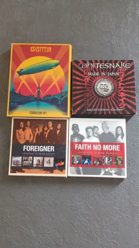 Cds rock.