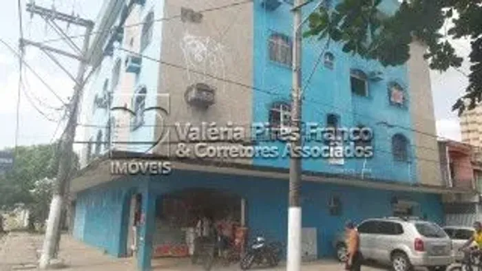 PRÉDIO COMERCIAL COM 3 PAVIMENTOS E 1000M²!