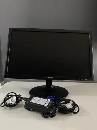 Monitor Samsung SyncMaster S20B300